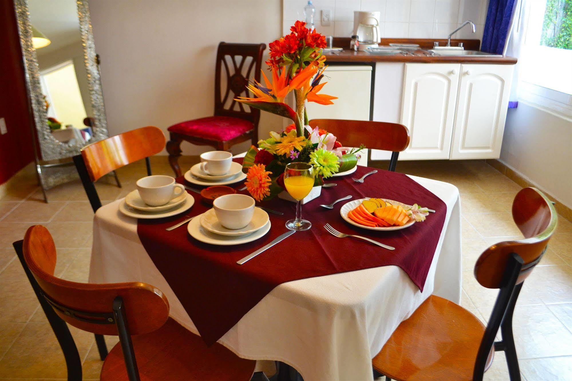 Hotel Casa De La Condesa 3*