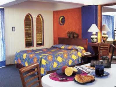 Casa De La Condesa 3*